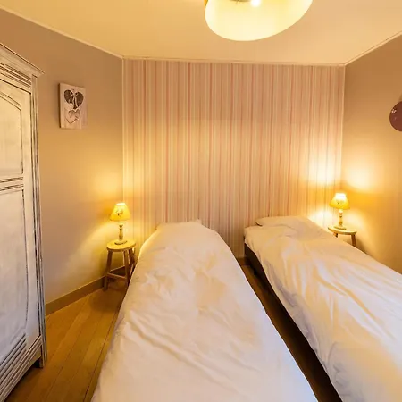 Tatil Evi With Character In *